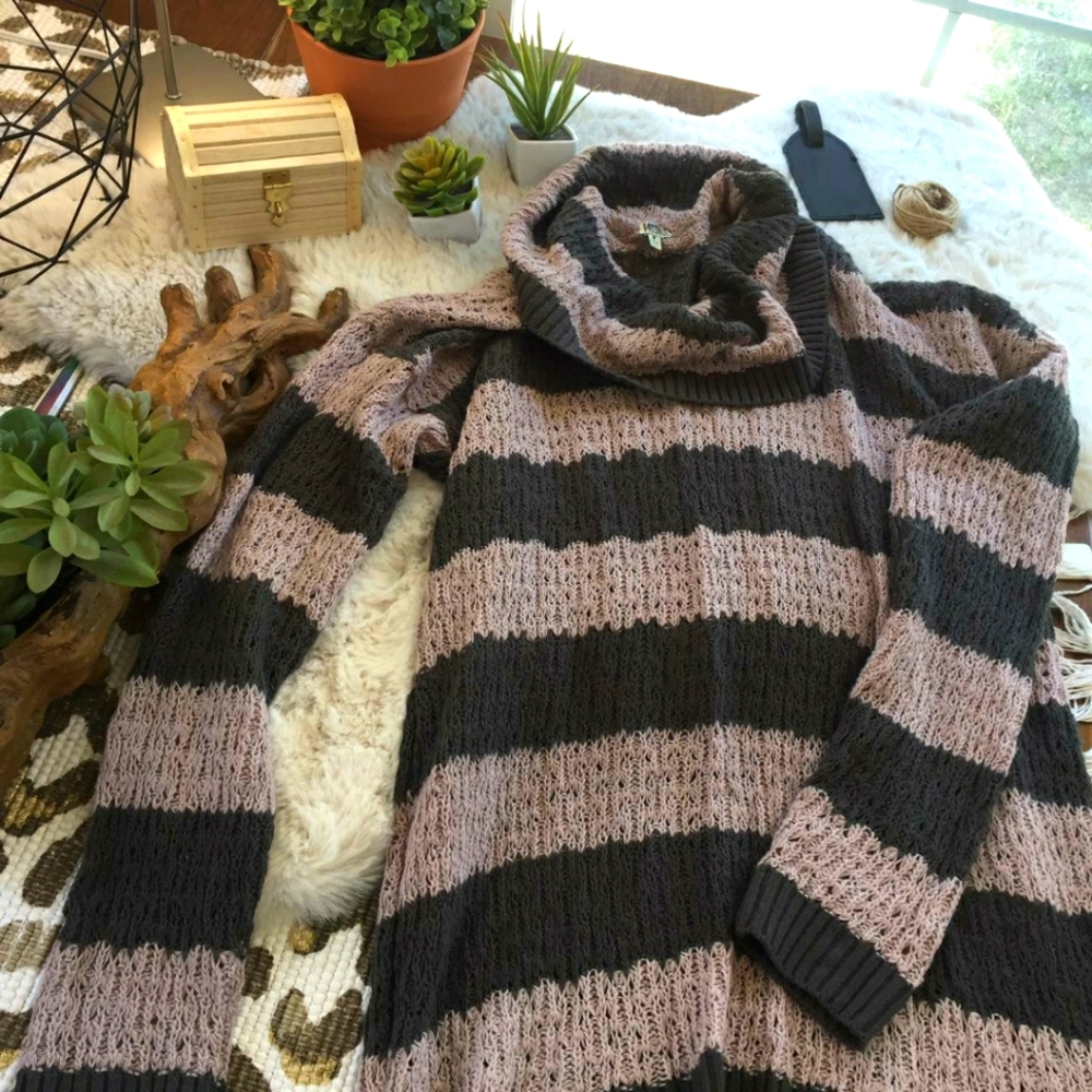 14th & Union Oversized Knitted Sweater, Striped, Mauve and Gray